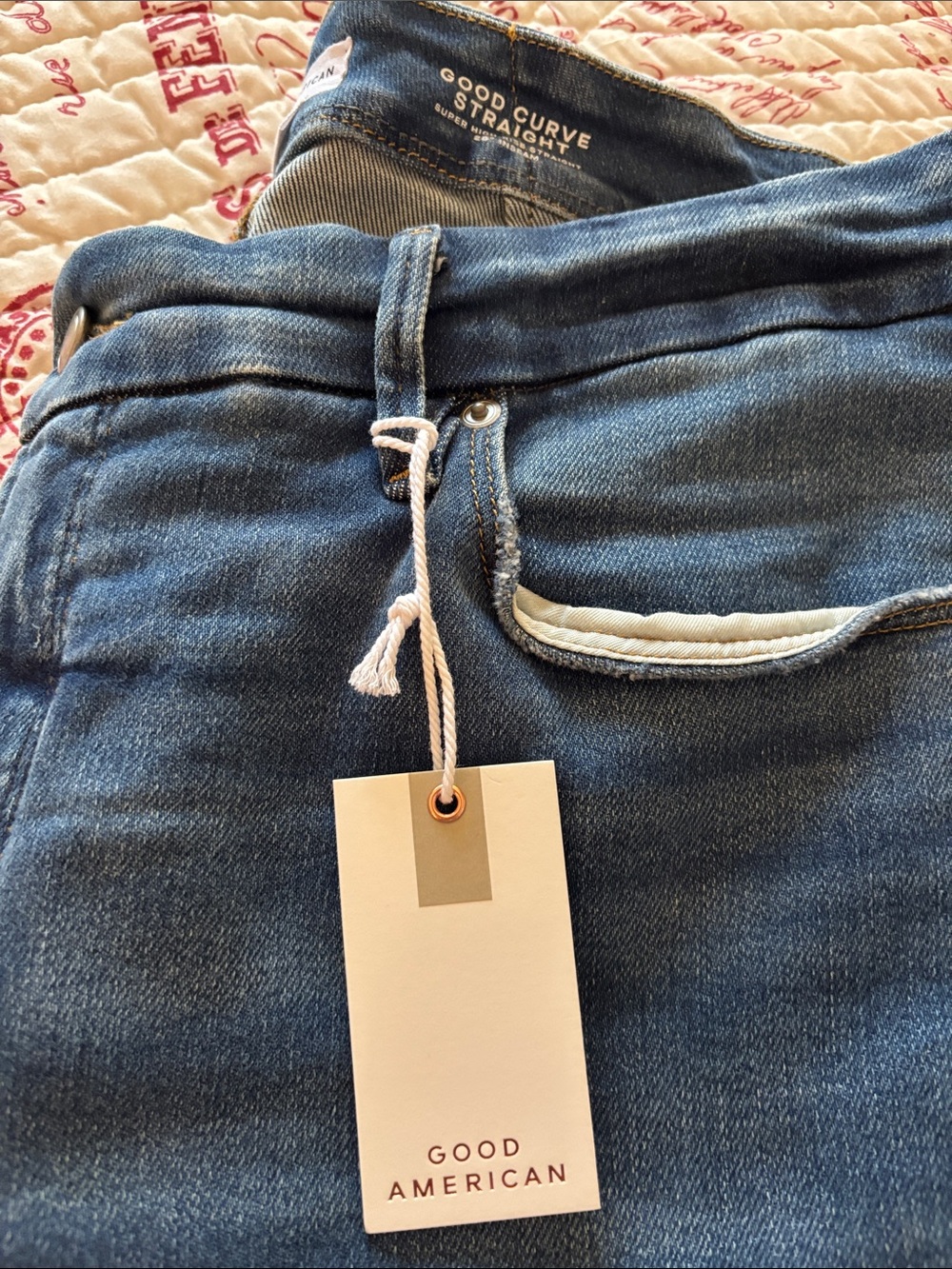 NWT Good American Good Curve Straight Leg Mid-Blue Jeans SZ 18 Plus - Picture 2 of 13